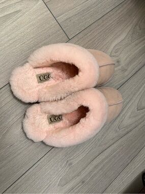 Ugg winter slipper